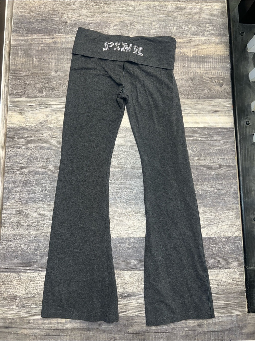Victoria’s Secret PINK Rhinestone Foldover Flare Yoga Pants M